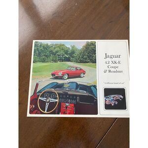 1965 Jaguar 4.2 XK-E Coupe Roadster Automobile & Dealer Sales‎ Brochure Catalog